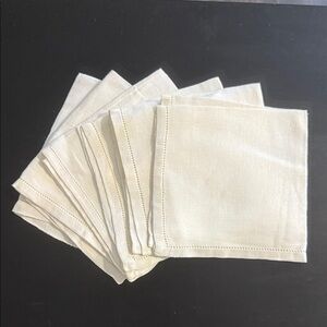 Set of 5 Cream Cloth Napkins